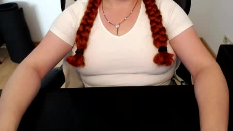 Elly online show from 07.05.26