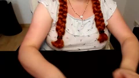 Elly online show from 07.14.26