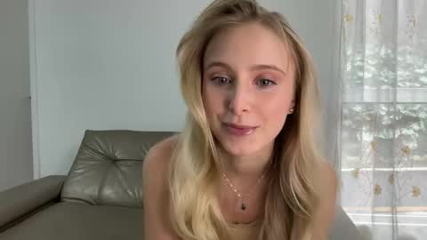 Snapshot of ellykeyofficial chatting on 06.08.26 ellykeyofficial online show from 06.08.26
