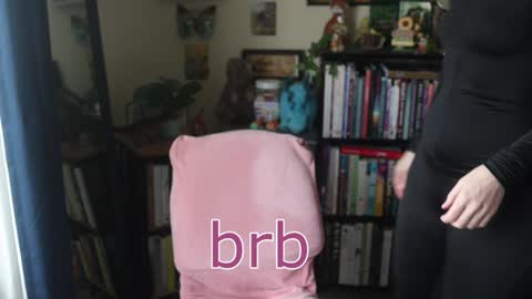 Elly Naomi online show from 09.13.25