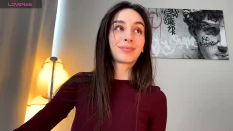 Snapshot of ellzabeth_ellison chatting on 02.12.25 Im online Fri Sun Mon Tue Thu Fri Sat3 from 1000 online show from 02.12.25