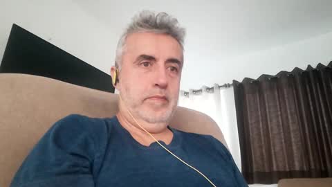 Snapshot of elmejorfvb2 chatting on 02.16.25 fer online show from 02.16.25