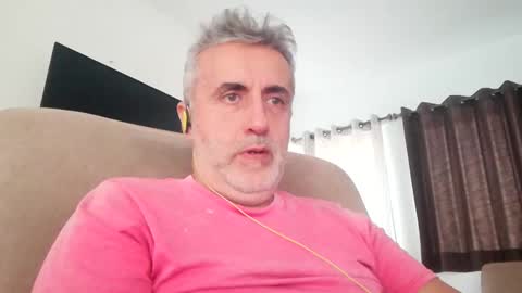 Snapshot of elmejorfvb2 chatting on 02.18.25 fer online show from 02.18.25