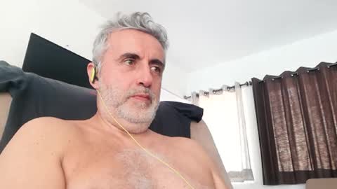 Snapshot of elmejorfvb2 chatting on 03.09.25 fer online show from 03.09.25