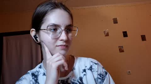 Kate online show from 05.25.26
