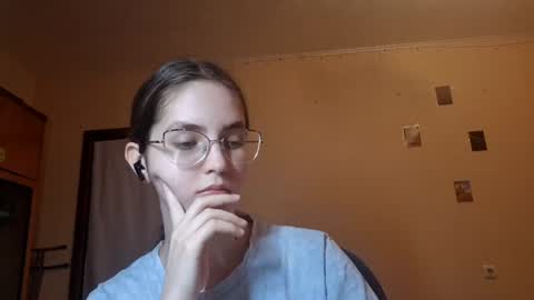 Kate online show from 06.19.26