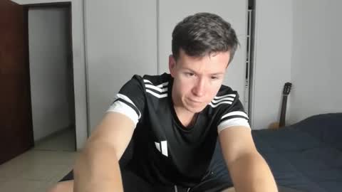 elnenedearg online show from 10.15.25