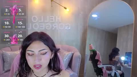 Snapshot of elody_a chatting on 10.17.25 Elody online show from 10.17.25