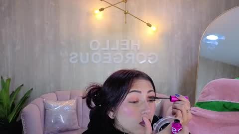 Snapshot of elody_a chatting on 10.25.25 Elody online show from 10.25.25