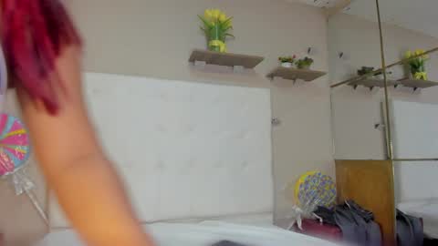 eloisa_ferrer_ online show from 02.25.25