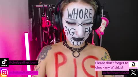 Snapshot of eloise_brown_ chatting on 01.19.26 Chelsea Please help me to reach 100 thumbs up online show from 01.19.26