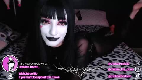 Snapshot of eloise_brown_ chatting on 02.15.26 Chelsea Please help me to reach 100 thumbs up online show from 02.15.26