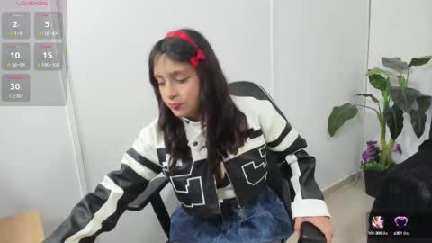 Snapshot of eloise_tay chatting on 10.20.25 ELOISE  online show from 10.20.25