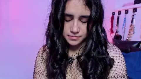 Snapshot of elowen_halley1 chatting on 02.15.26 elowen_halley1 online show from 02.15.26