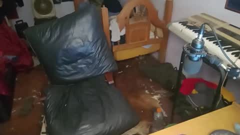 Snapshot of elpervertidito chatting on 11.21.25 elpervertidito online show from 11.21.25