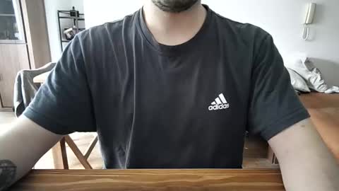 Snapshot of elriclust chatting on 03.03.26 elriclust online show from 03.03.26