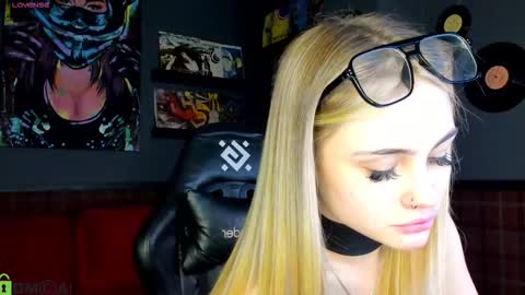 elsa_carterr online show from 01.12.26