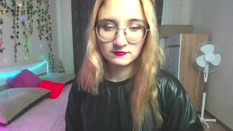 Elsa  online show from 12.10.24