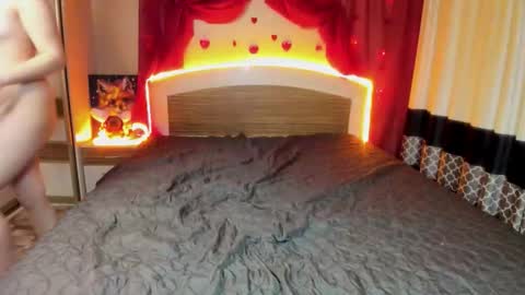 Elsa  online show from 12.15.25