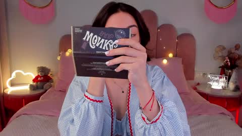 Michelle online show from 01.12.25