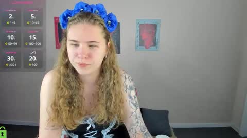 Elsie online show from 10.27.25