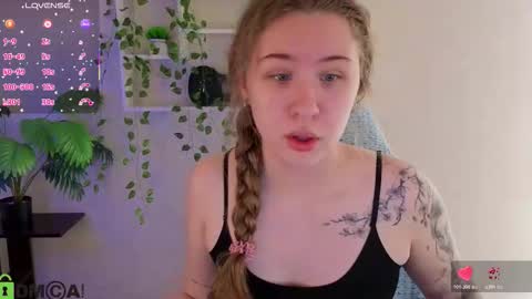 Elsie online show from 12.22.25