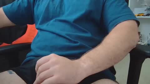 Snapshot of eltanke2206 chatting on 10.23.25 alexgarg online show from 10.23.25