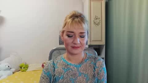 Elvira online show from 12.04.24