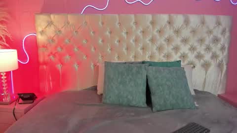 Ely online show from 09.17.25