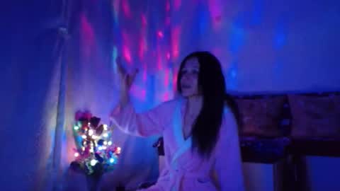 Elisa online show from 01.19.25