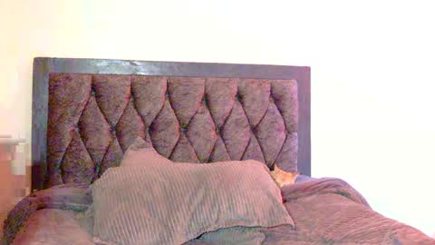 Elysey online show from 09.20.25