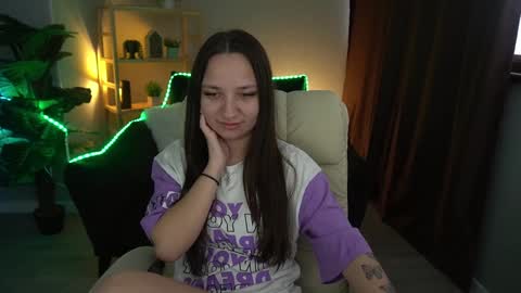 Call me Elis online show from 12.20.24