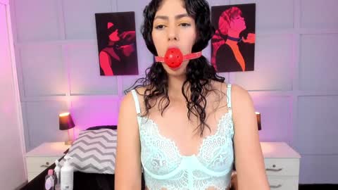  Elizabeth online show from 12.22.24