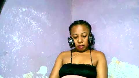 ema900845 online show from 02.22.25