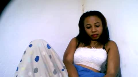ema900845 online show from 03.11.25