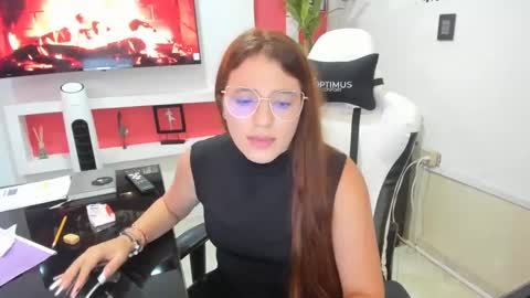 Estefany Martinez Acua INSTAGRAM ema 04oficial online show from 01.08.25