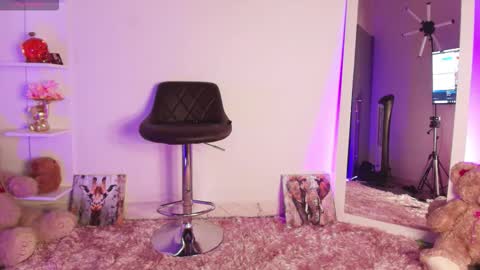 Snapshot of ema_parkerr chatting on 02.22.26 ema_parkerr online show from 02.22.26