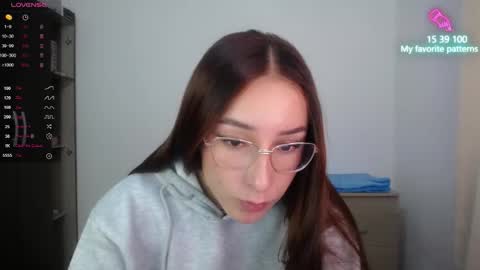  Emaa  online show from 10.15.25