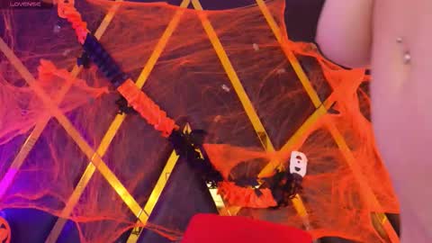 Emma online show from 10.31.25