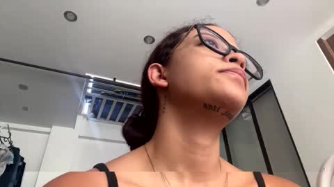 emaandemely online show from 09.29.25