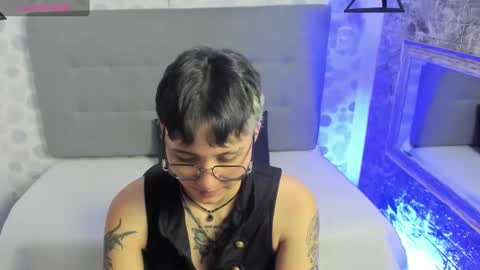 emahills__axelrose online show from 09.20.25