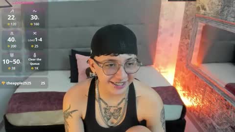 emahills__axelrose online show from 10.26.25