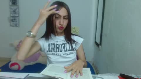 Snapshot of ember57607 chatting on 02.20.25 ember57607 online show from 02.20.25