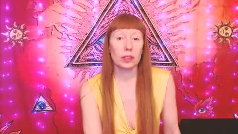 Snapshot of ember_starleena chatting on 10.09.25 Ember Starleena online show from 10.09.25