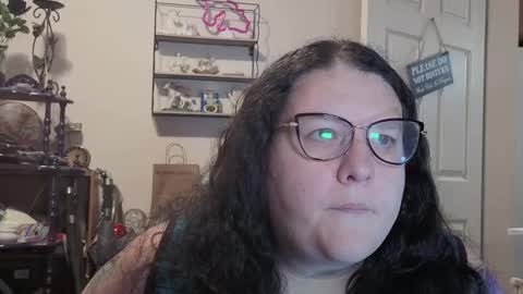 Emberlyn Nix online show from 09.15.25