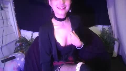 Ellie online show from 12.03.24