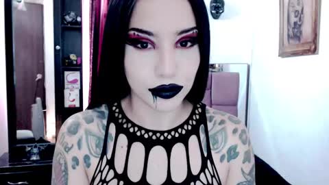 Snapshot of emearld_black chatting on 03.03.25 Emerald Black online show from 03.03.25