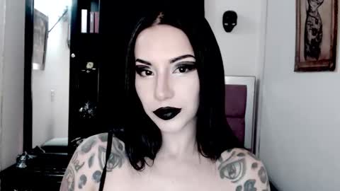 Emerald Black online show from 12.23.25