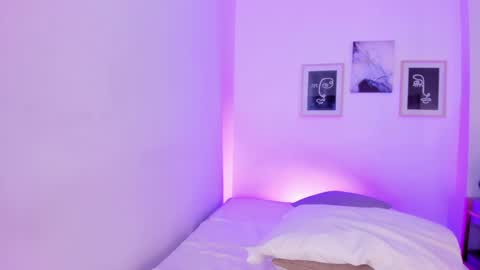 emelie_89 online show from 01.07.25
