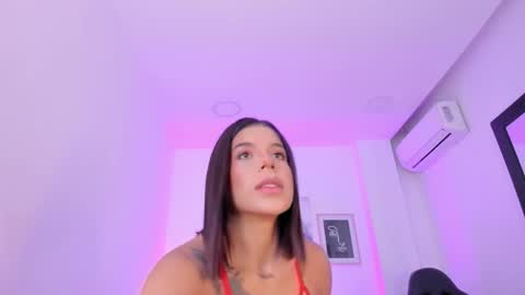 emelie_89 online show from 03.04.25